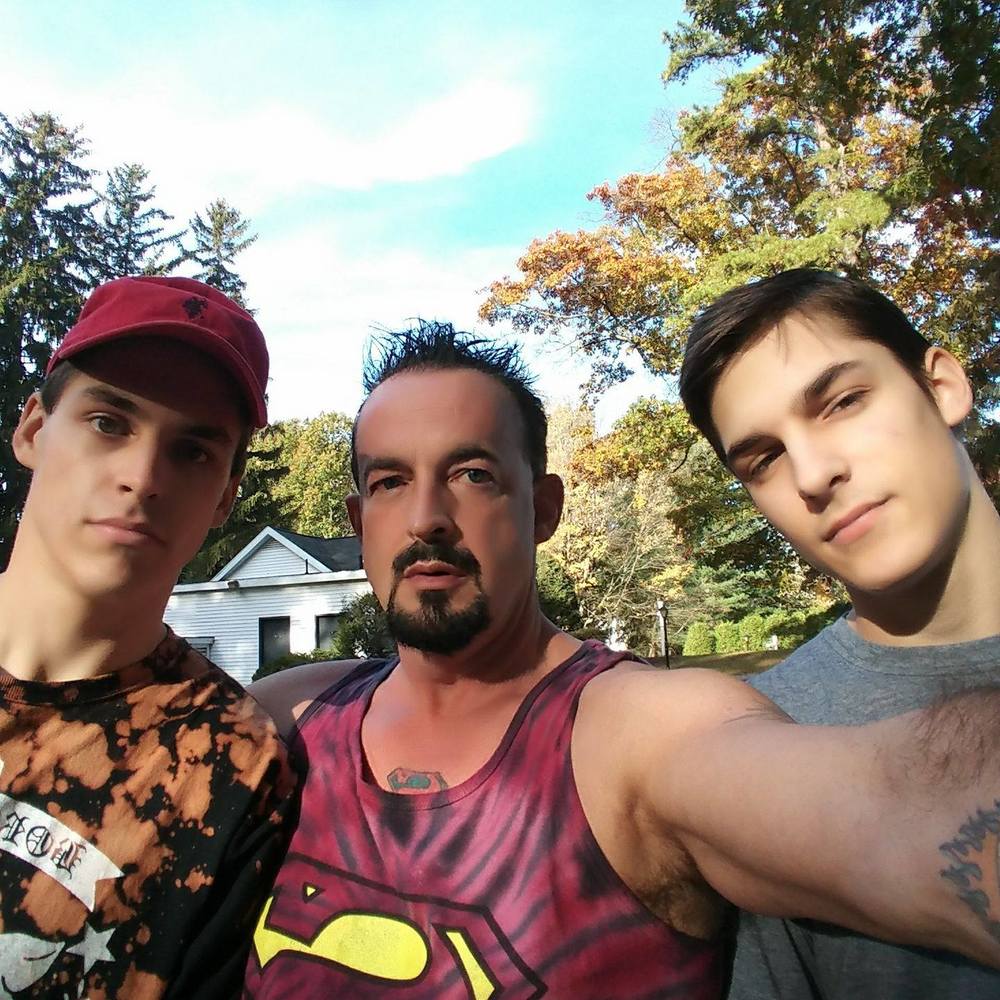 Meet your Posher, Jonathan